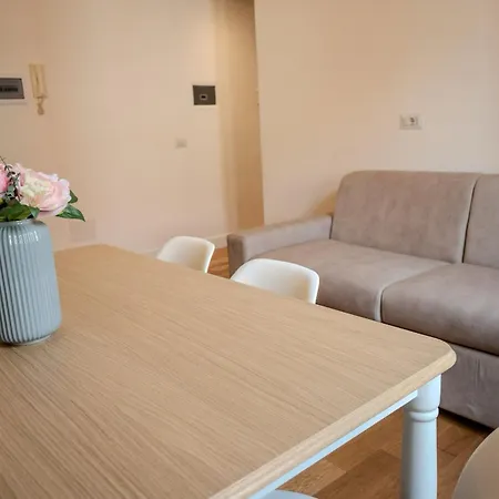 - San Lorenzo Apartment Rome